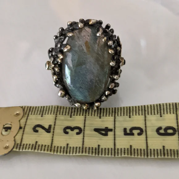 Artisan ring, size 7, silver platted, stone Labradorite, size apx. 3x2 cm - Picture 9 of 9